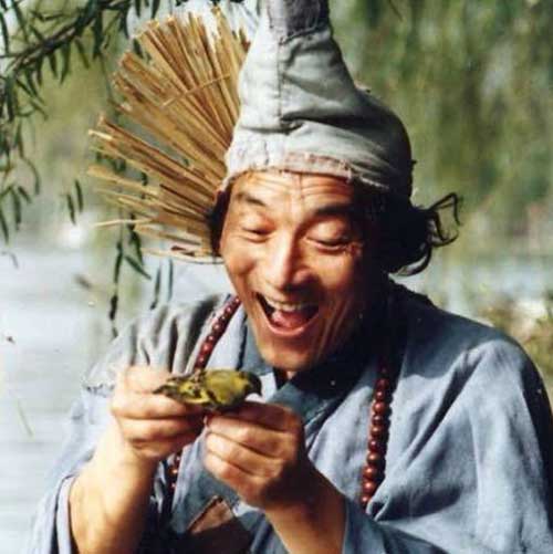 经典神剧重温!1985游本昌版《济公》8集全:看“活佛”游本昌如何用极致演技塑造不可超越的时代经典 1080P MP4